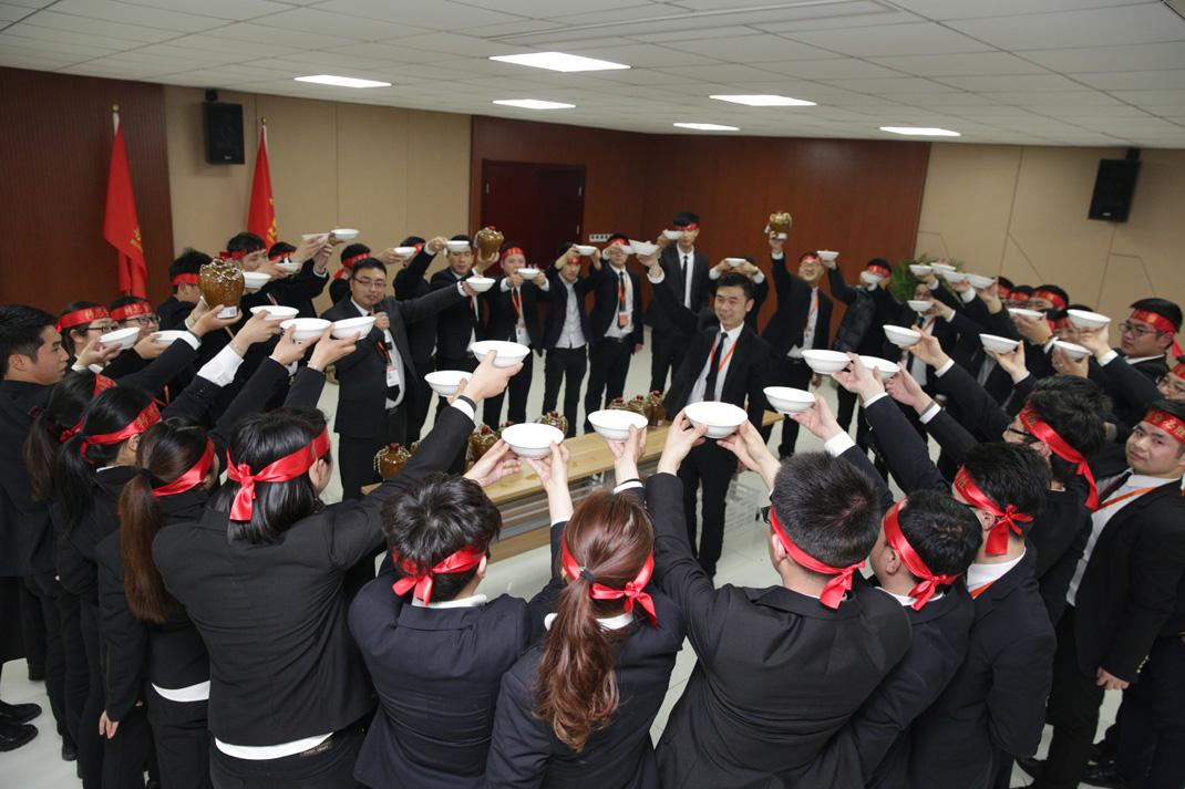 八年磨砺，剑指17——科恩电器2017年誓师大会隆重举行