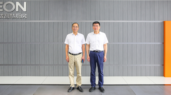 浙江省市场监督管理局副局长章一文一行莅临科恩考察指导！